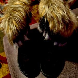 Black, ankle, fur, boots